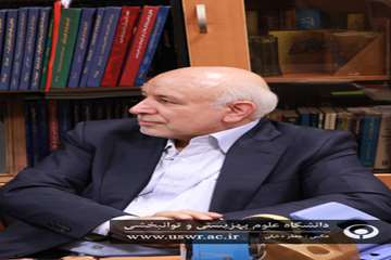 بازدید معاون وزیر بهداشت از مرکز ایرانوم